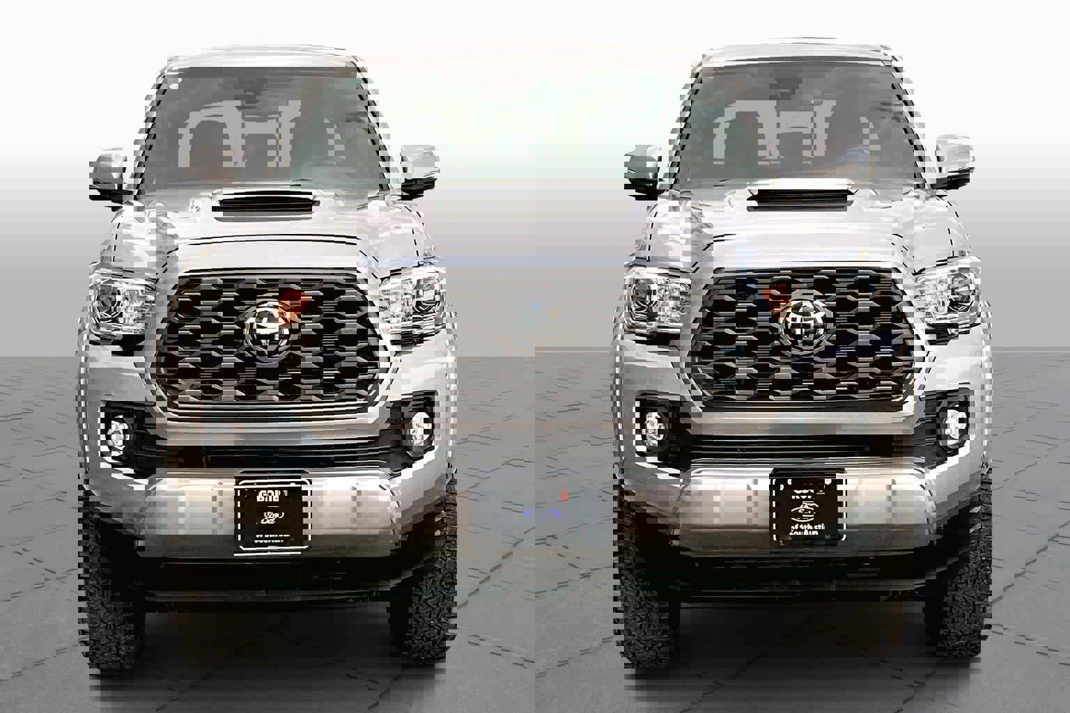 Used 2020 Toyota Tacoma TRD Sport image 7