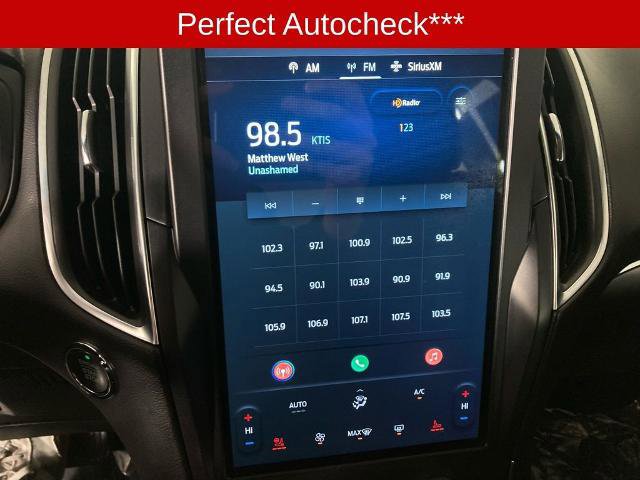 Certified 2024 Ford Edge Titanium AWD/4WD image 4