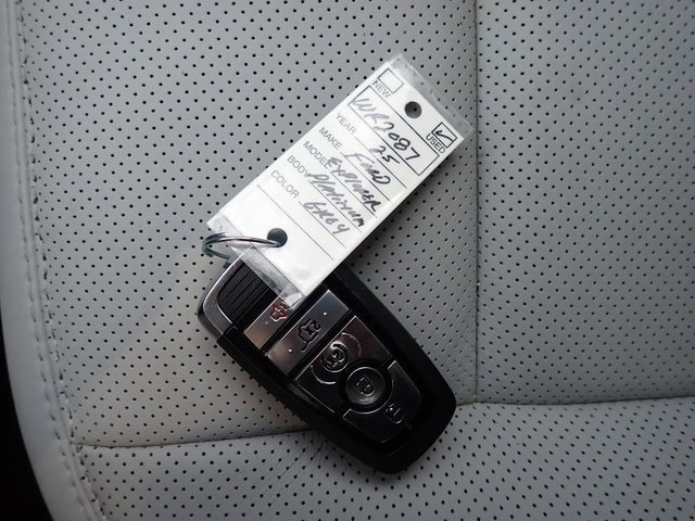 Certified 2025 Ford Explorer Platinum w/ LUX Leather Package image 30