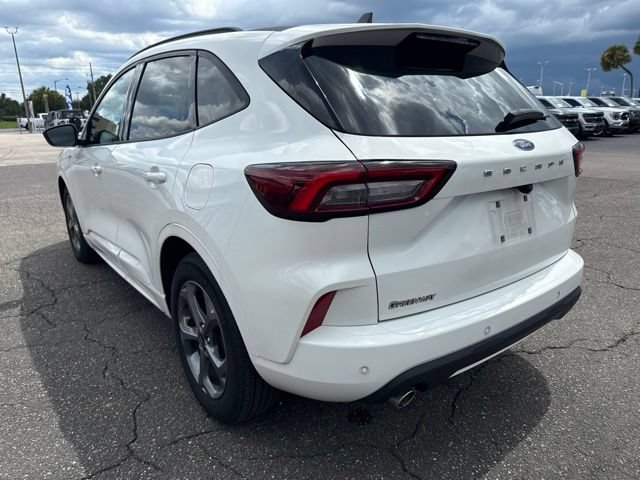 Certified 2023 Ford Escape ST-Line w/ Tech Pack #1 FWD image 6