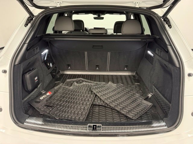 Used 2024 Audi SQ5 Premium Plus w/ Premium Plus Package AWD/4WD image 34