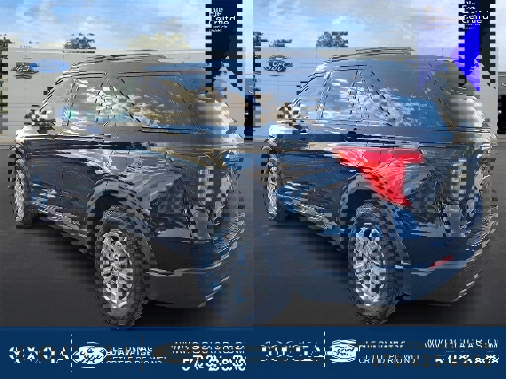 Certified 2020 Ford Explorer XLT w/ Equipment Group 202A image 3