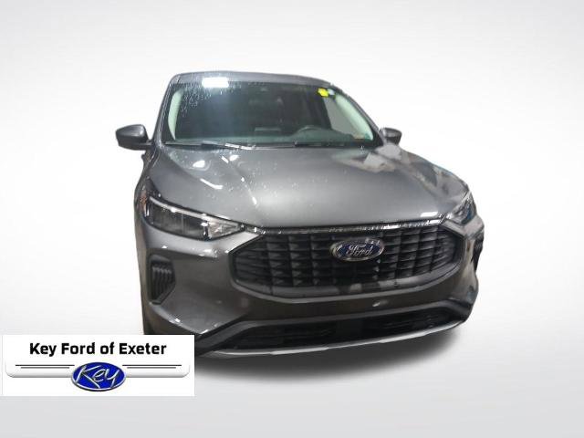 Certified 2025 Ford Escape Active w/ Cold Weather Package image 3