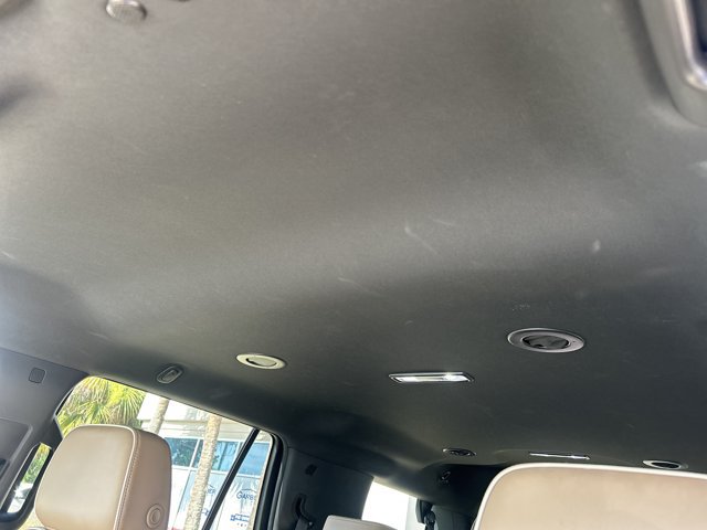 Used 2024 Chevrolet Tahoe Premier AWD/4WD image 22