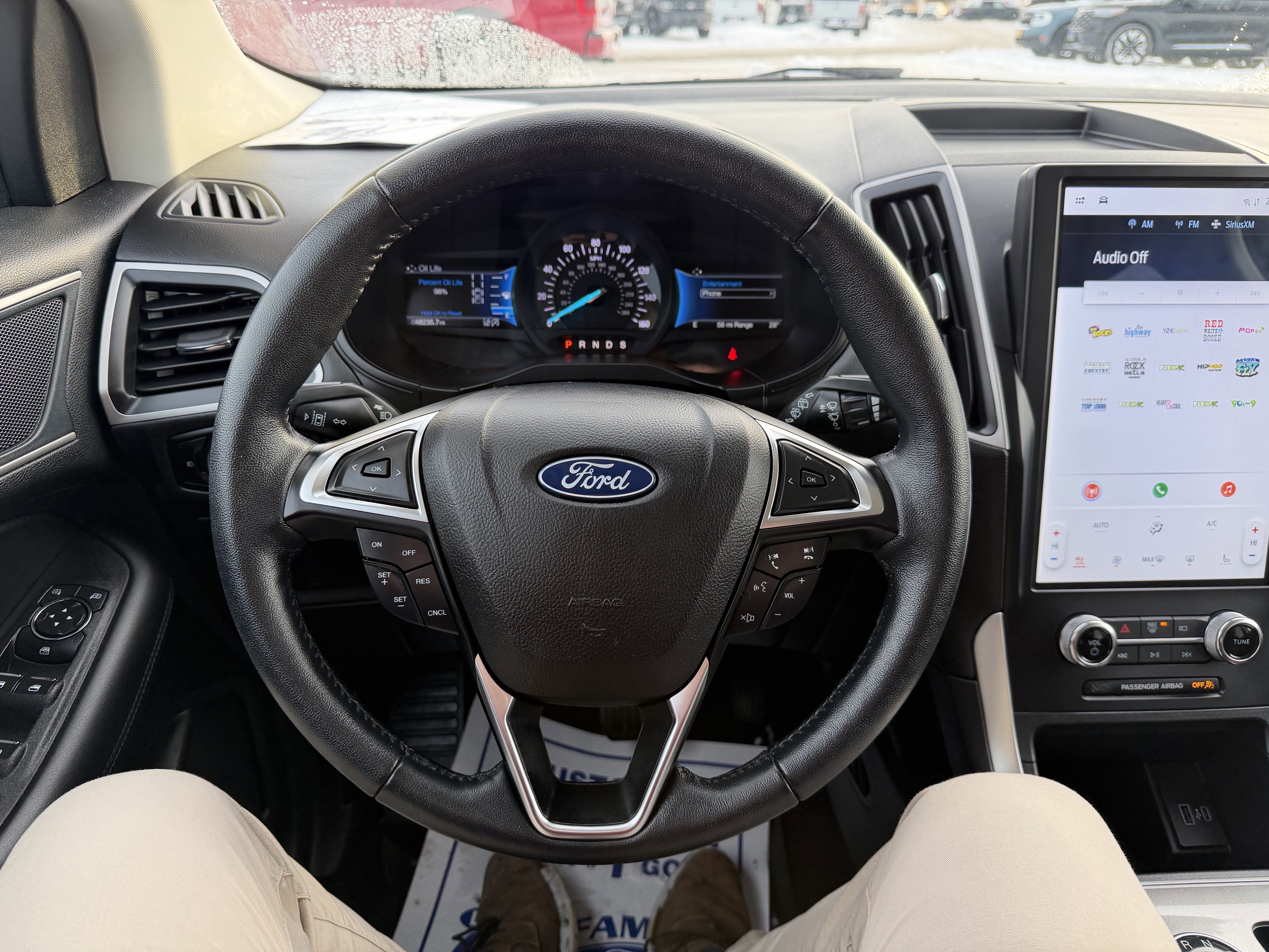 Certified 2024 Ford Edge SEL w/ Convenience Package image 9