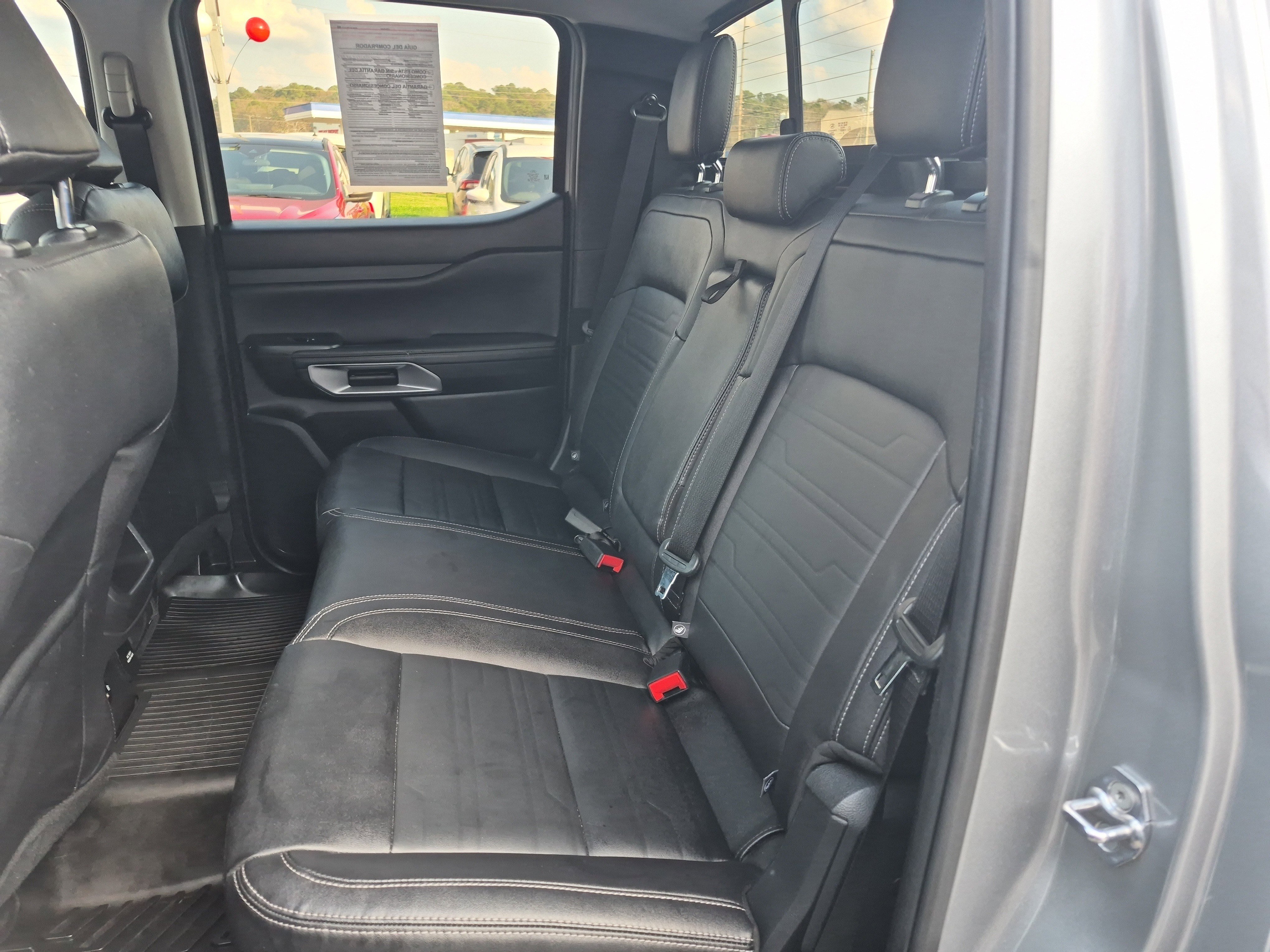 Certified 2024 Ford Ranger Lariat w/ Trailer Tow Package image 18