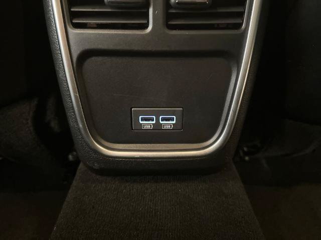 Used 2023 Chrysler 300 Touring w/ Safetytec Plus Group RWD image 29