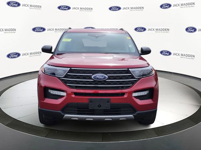 Certified 2022 Ford Explorer XLT w/ Equipment Group 202A image 8