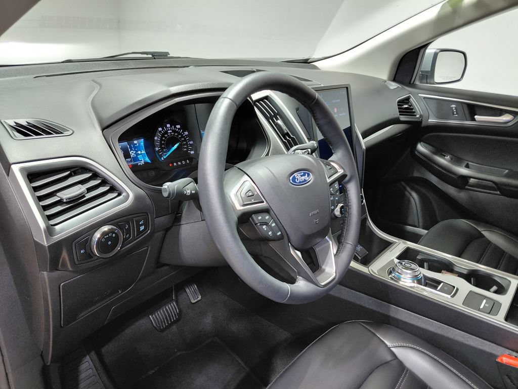 Certified 2024 Ford Edge SEL w/ Convenience Package AWD/4WD image 19