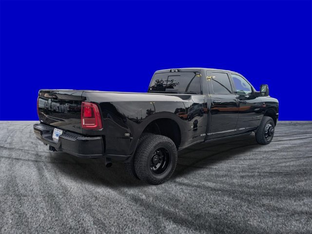 Used 2025 RAM 3500 Laramie AWD/4WD image 4