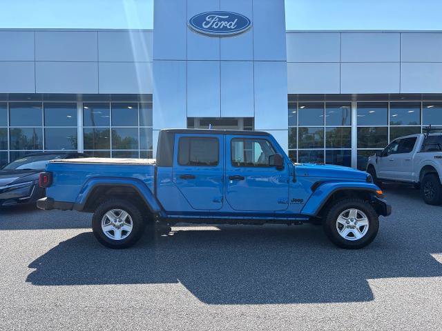 Used 2021 Jeep Gladiator Sport AWD/4WD image 2