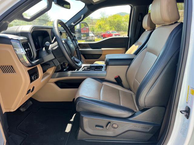 Certified 2025 Ford F250 Lariat w/ Chrome Package AWD/4WD image 18