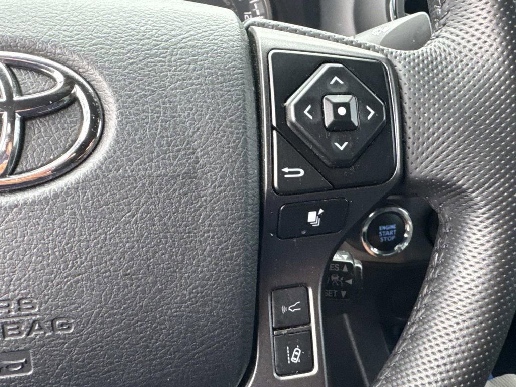 Used 2023 Toyota Tacoma TRD Off-Road image 27