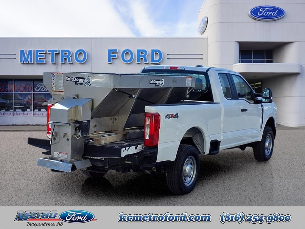 Certified 2023 Ford F250 XL w/ Snow Plow/Camper Package AWD/4WD image 3