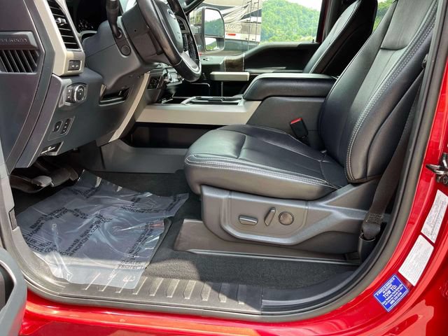 Certified 2022 Ford F250 Lariat w/ Lariat Ultimate Package AWD/4WD image 28