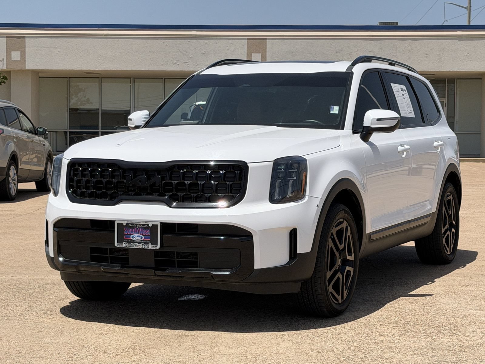 Used 2025 Kia Telluride EX X-Line AWD/4WD image 8