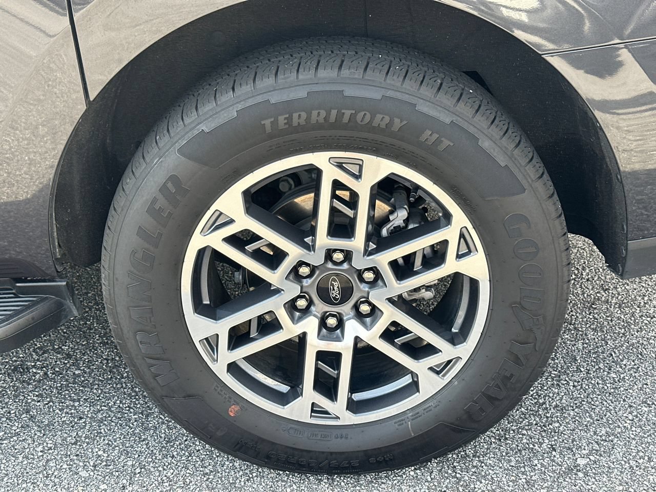 Certified 2025 Ford Expedition Max Active RWD image 22