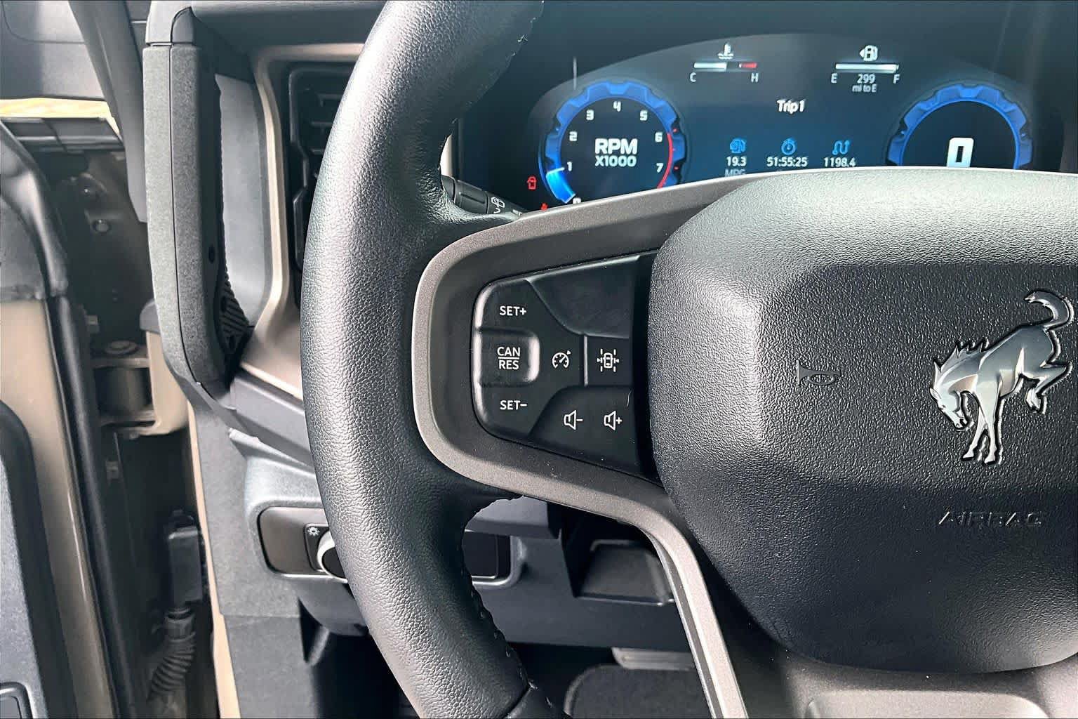 Certified 2025 Ford Bronco Outer Banks AWD/4WD image 24
