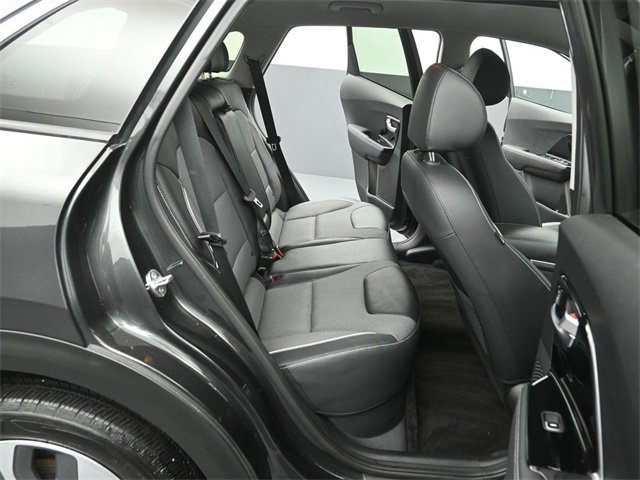 Used 2022 Kia Niro EX image 41