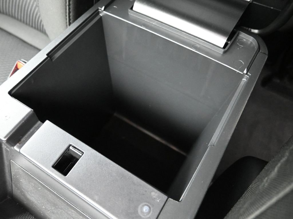 Certified 2022 Ford Explorer XLT image 39