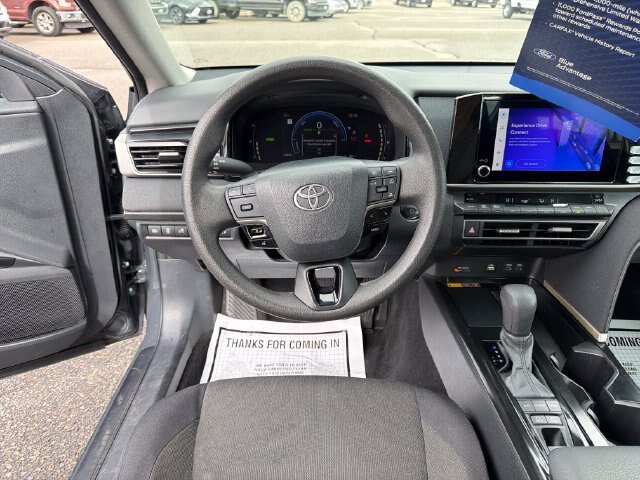 Used 2025 Toyota Camry LE FWD image 21