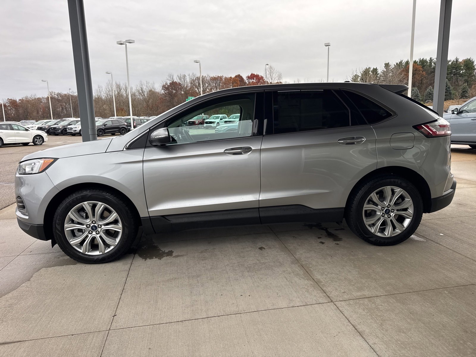 Certified 2021 Ford Edge Titanium image 7