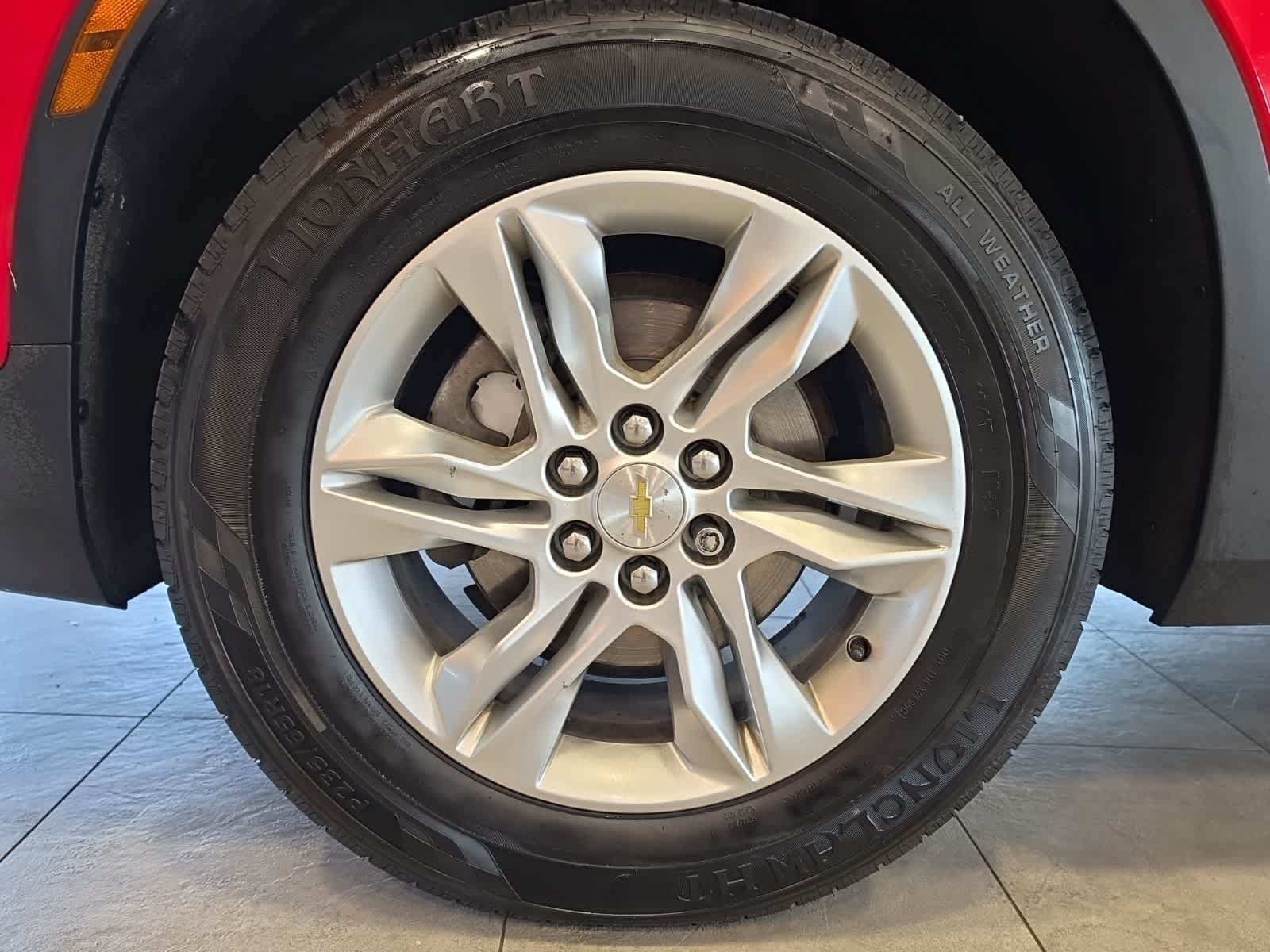 Used 2020 Chevrolet Blazer LT FWD image 13