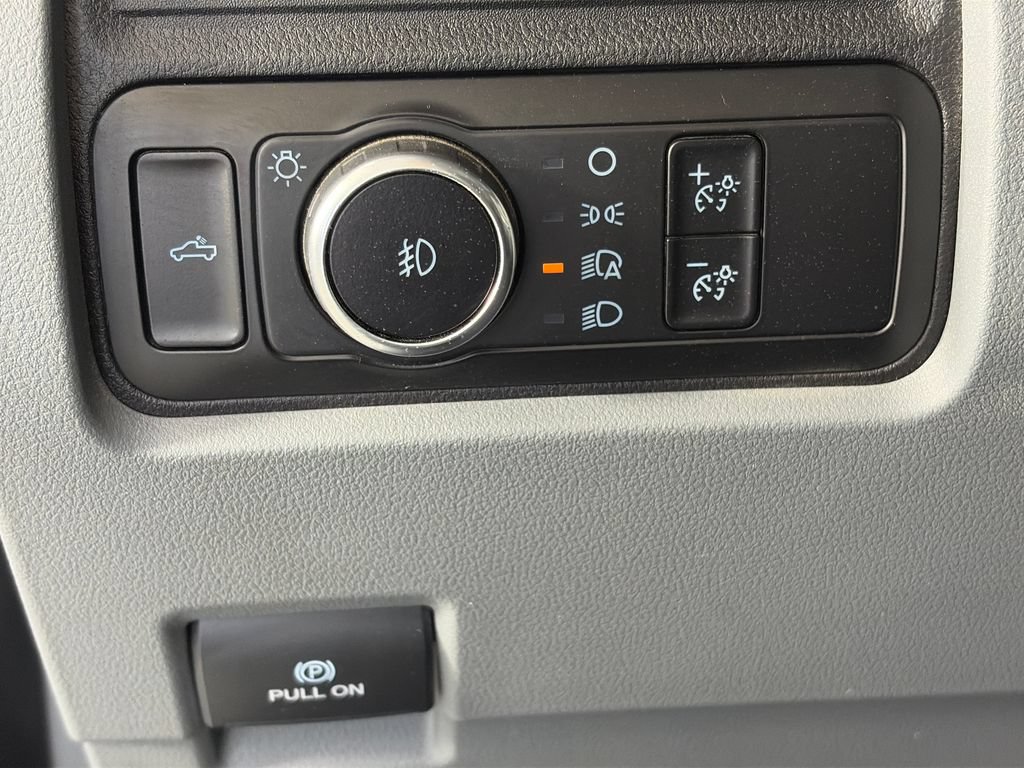Certified 2025 Ford F250 XLT AWD/4WD image 23