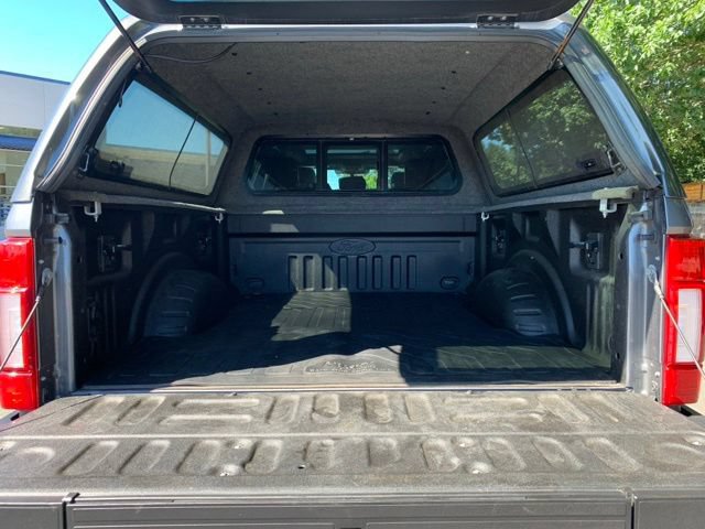 Certified 2022 Ford F350 Platinum AWD/4WD image 6