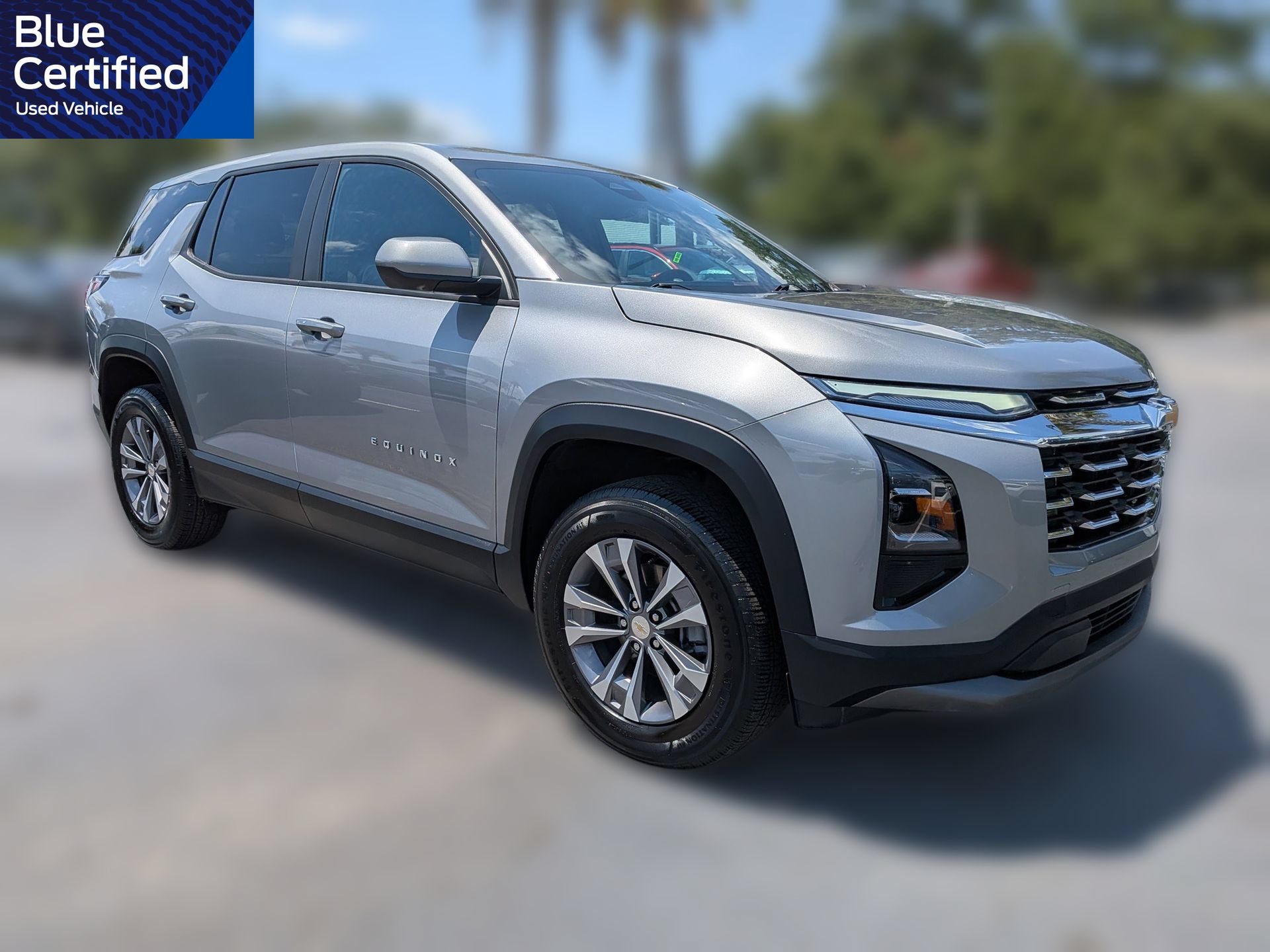 Used 2026 Chevrolet Equinox LT w/ Convenience Package II FWD image 2