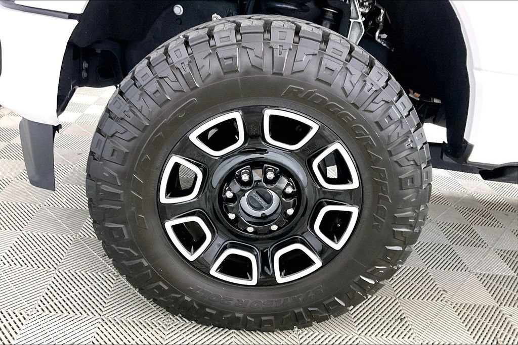 Certified 2025 Ford F250 Platinum AWD/4WD image 7
