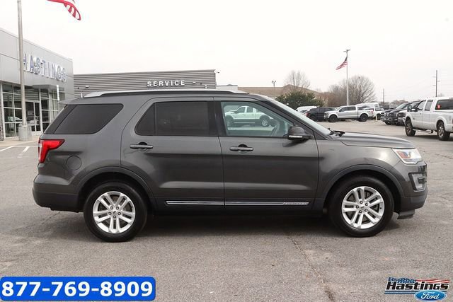 Certified 2017 Ford Explorer XLT w/ Equipment Group 201A image 4