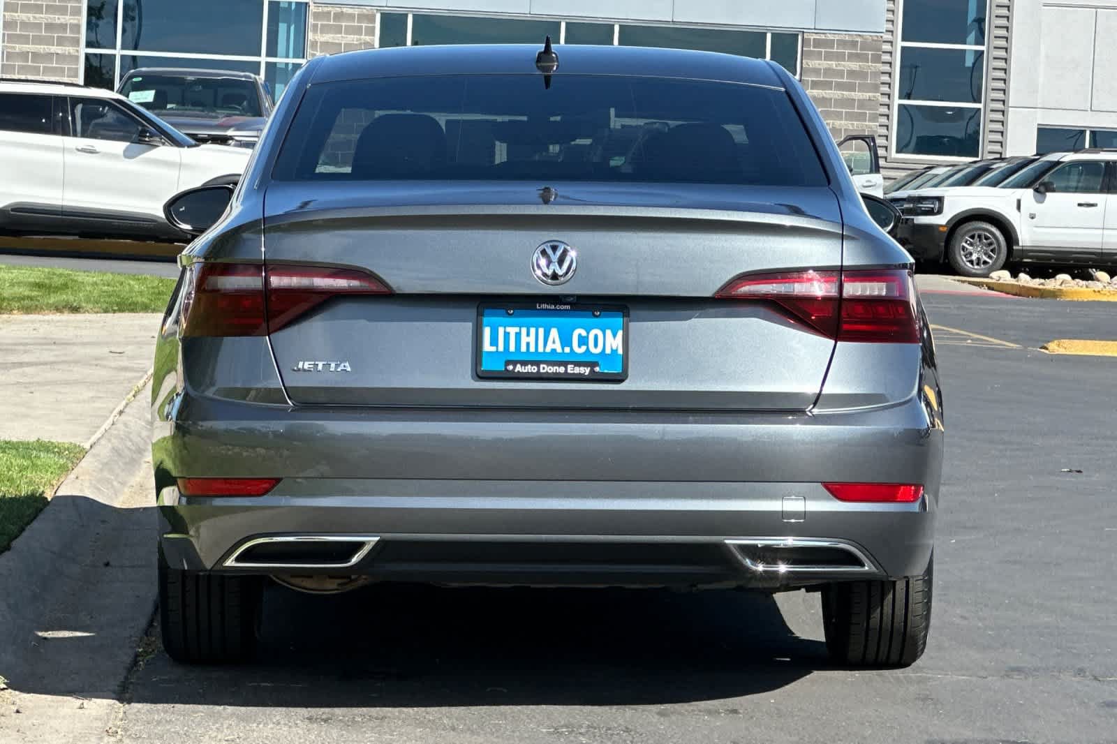 Used 2020 Volkswagen Jetta R-Line w/ R-Line Cold Weather Package FWD image 7