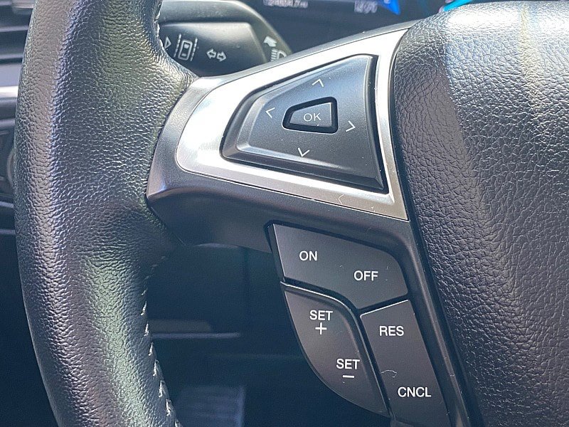 Certified 2023 Ford Edge Titanium AWD/4WD image 50