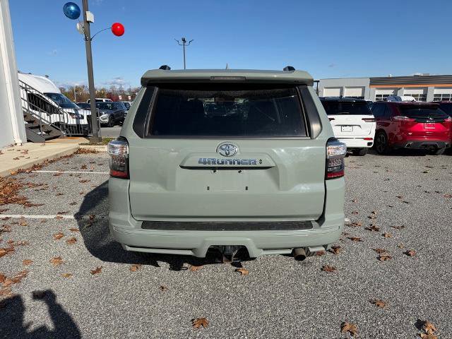 Used 2022 Toyota 4Runner TRD Sport w/ Technology Package image 4