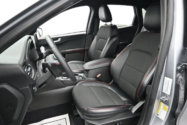 Certified 2023 Ford Escape ST-Line w/ Tech Pack #1 FWD image 11
