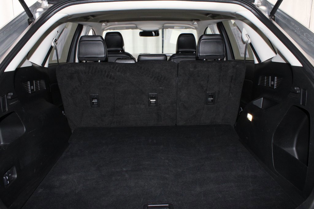 Certified 2024 Ford Edge SEL image 17