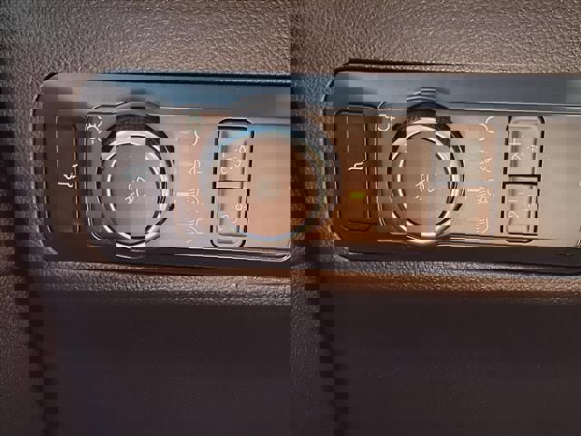 Certified 2022 Ford Escape SEL image 22