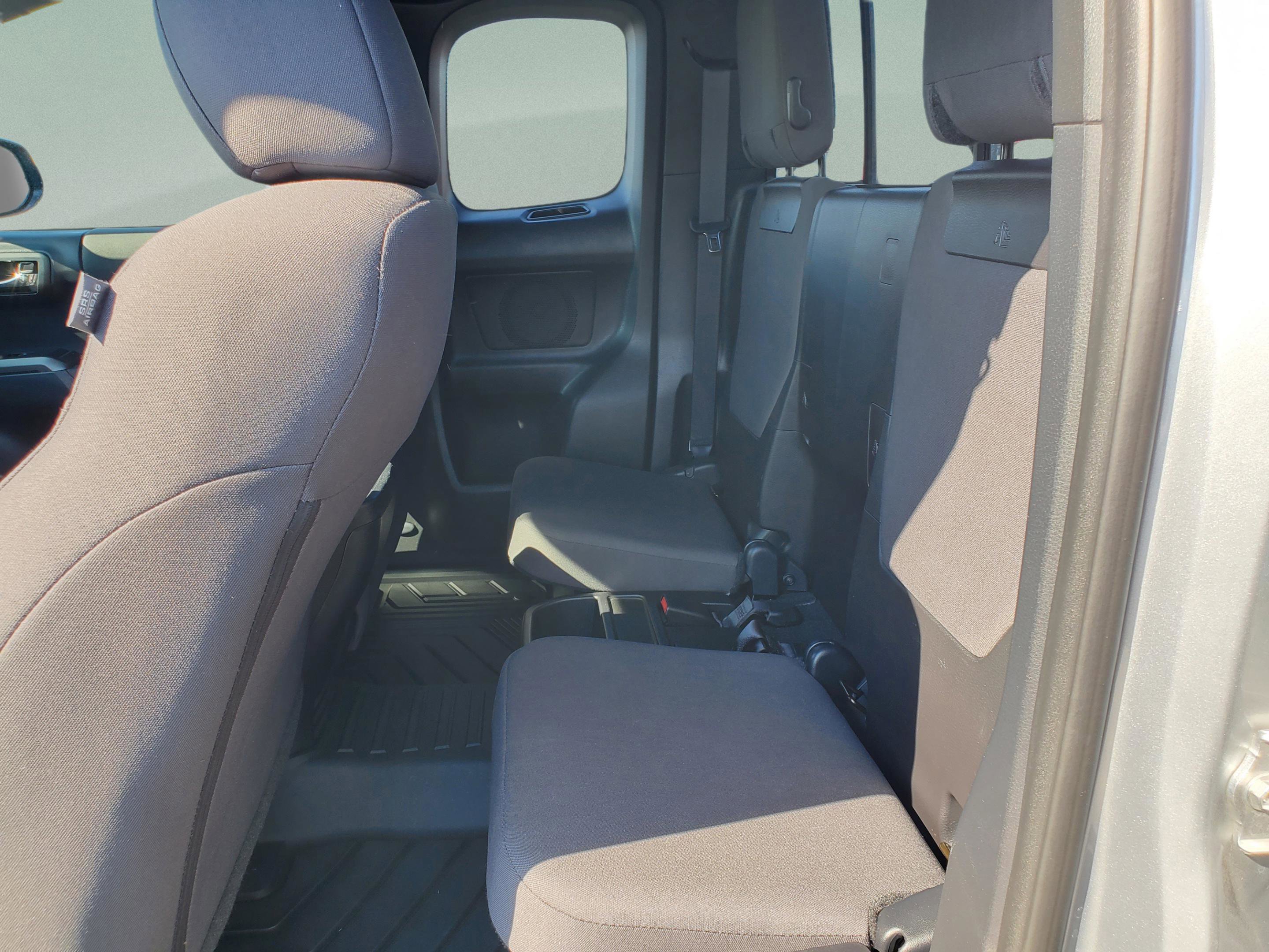 Used 2019 Toyota Tacoma TRD Sport w/ Technology Package AWD/4WD image 11