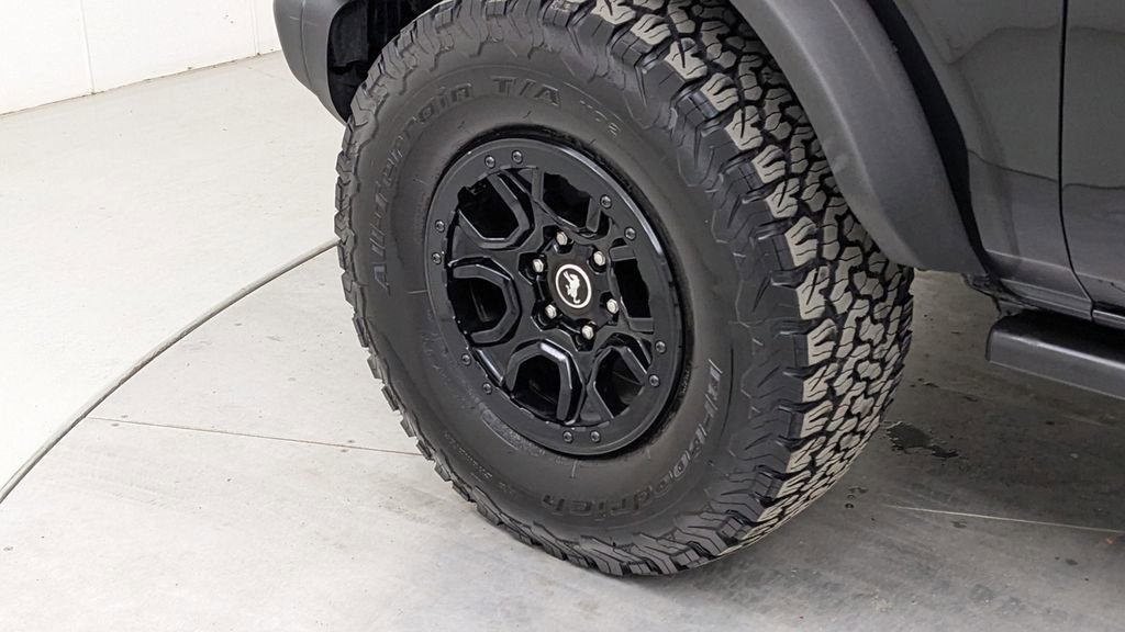 Certified 2023 Ford Bronco Wildtrak AWD/4WD image 4