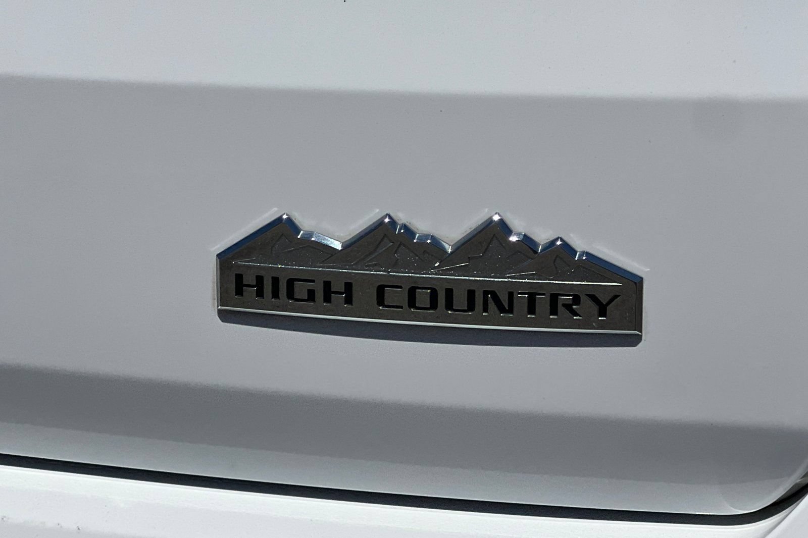 Used 2018 Chevrolet Traverse High Country AWD/4WD image 14