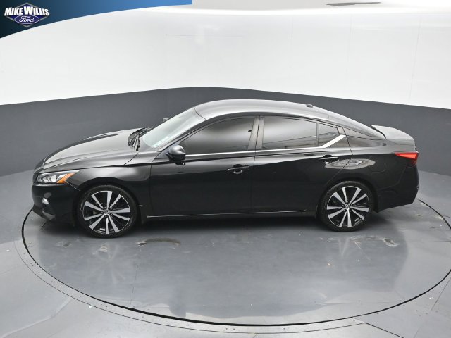 Used 2022 Nissan Altima 2.5 SR FWD image 12