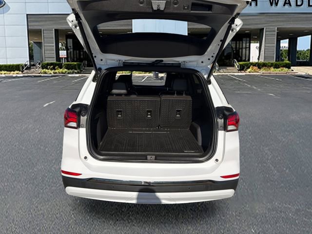 Used 2022 Chevrolet Equinox RS w/ RS Leather Package image 14