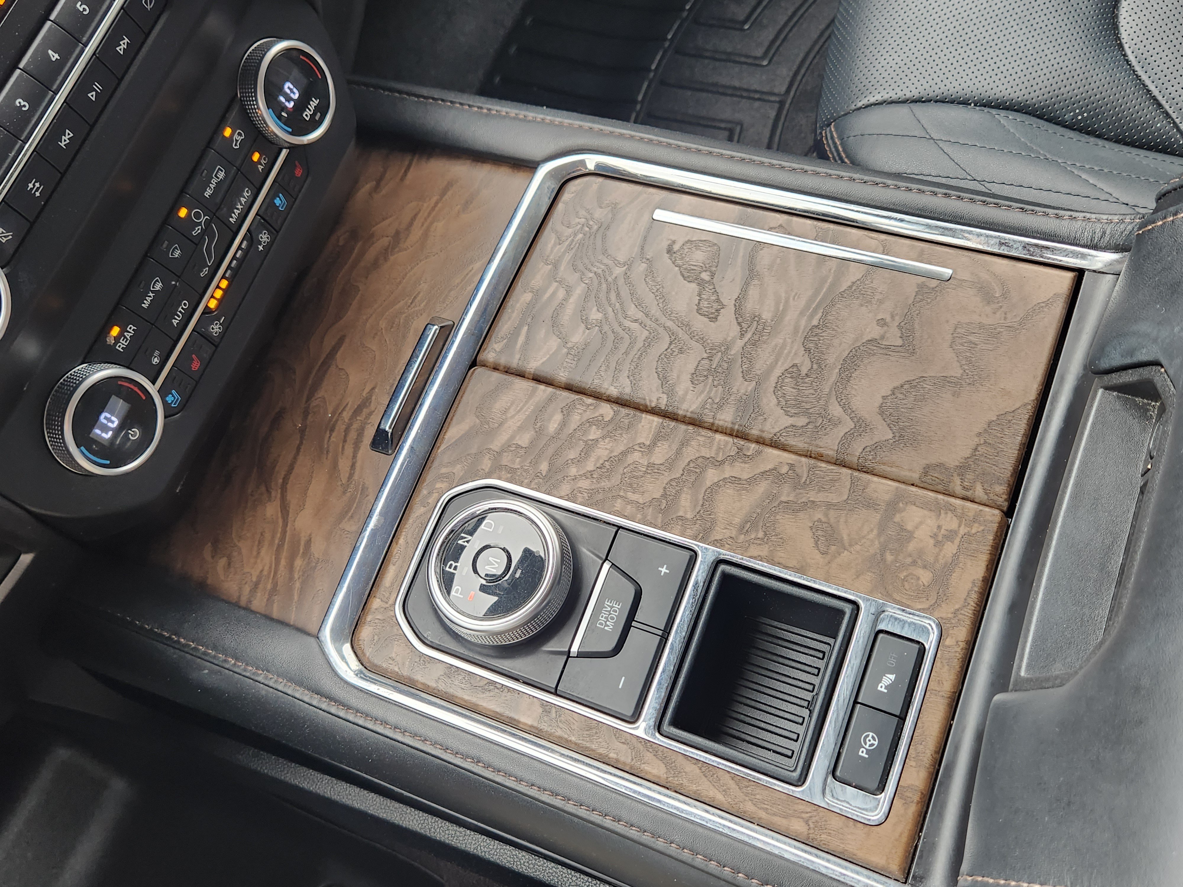 Certified 2020 Ford Expedition Platinum RWD image 15