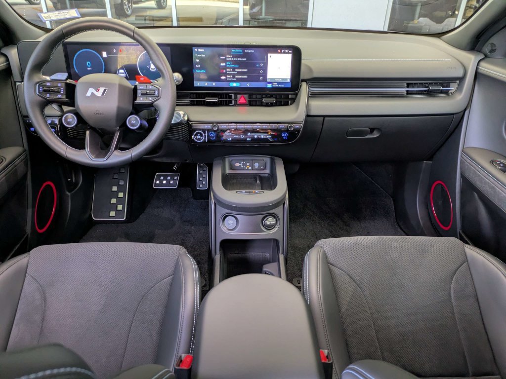 Used 2025 Hyundai Ioniq 5 N AWD/4WD image 16