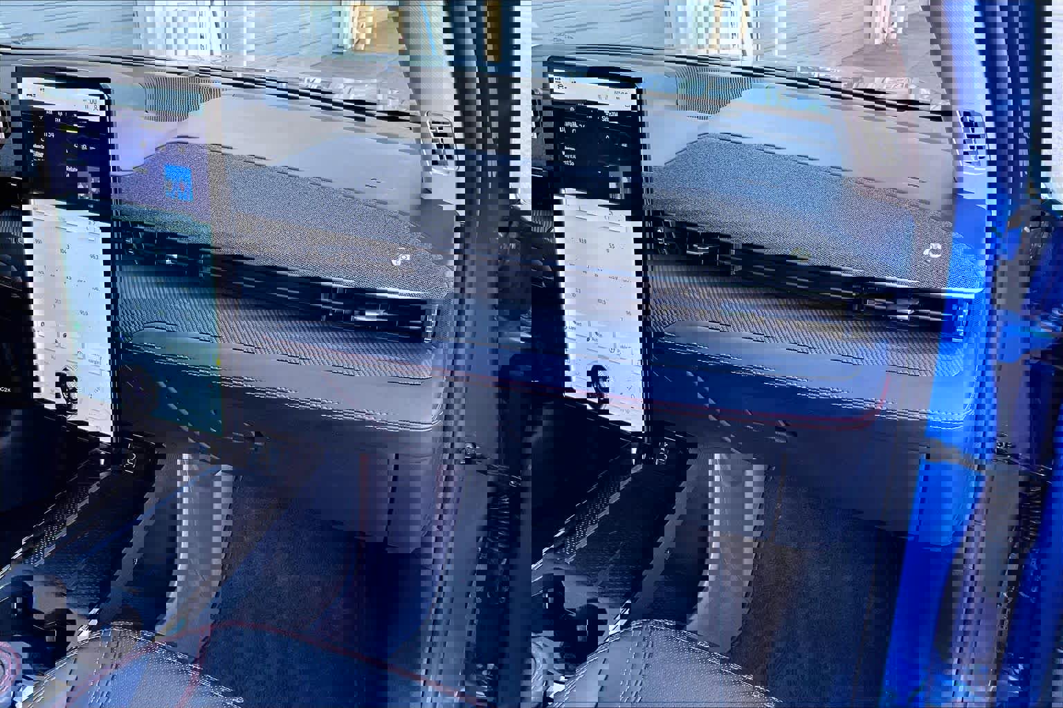 Certified 2025 Ford Mustang Mach-E Premium w/ Sport Appearance Package image 19