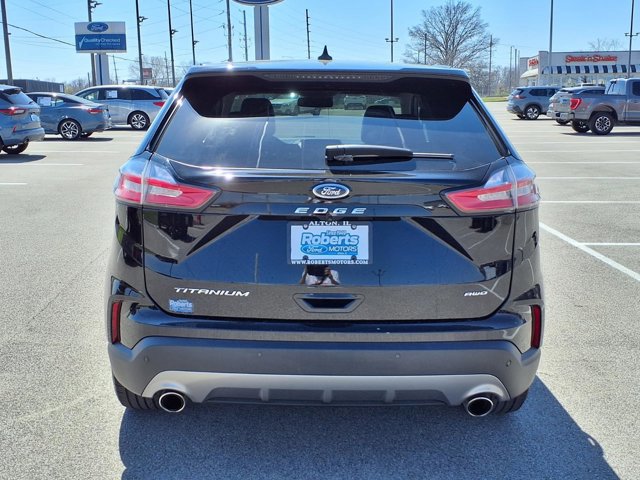 Certified 2021 Ford Edge Titanium image 4