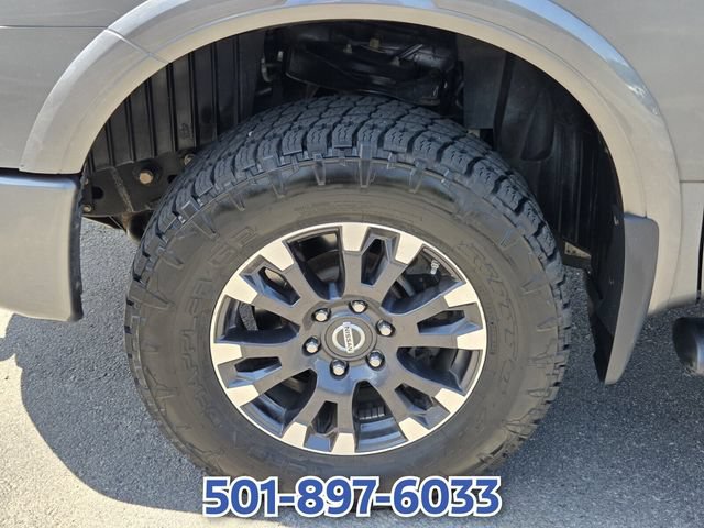 Used 2017 Nissan Titan PRO-4X AWD/4WD image 16