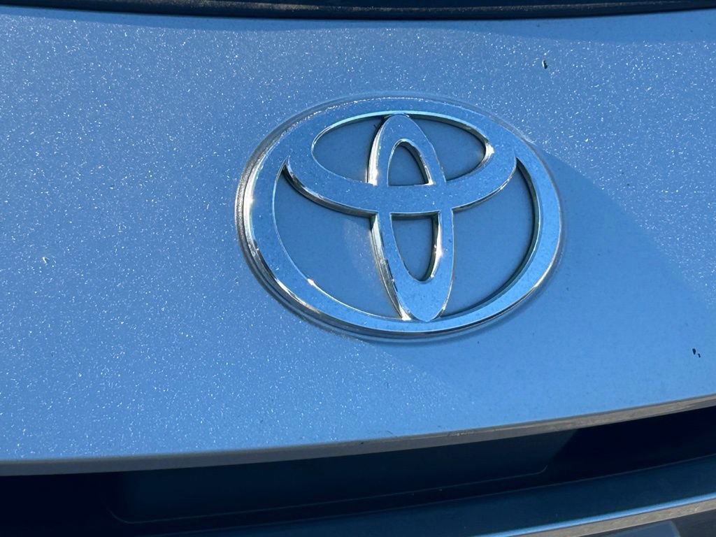 Used 2024 Toyota Prius LE image 17
