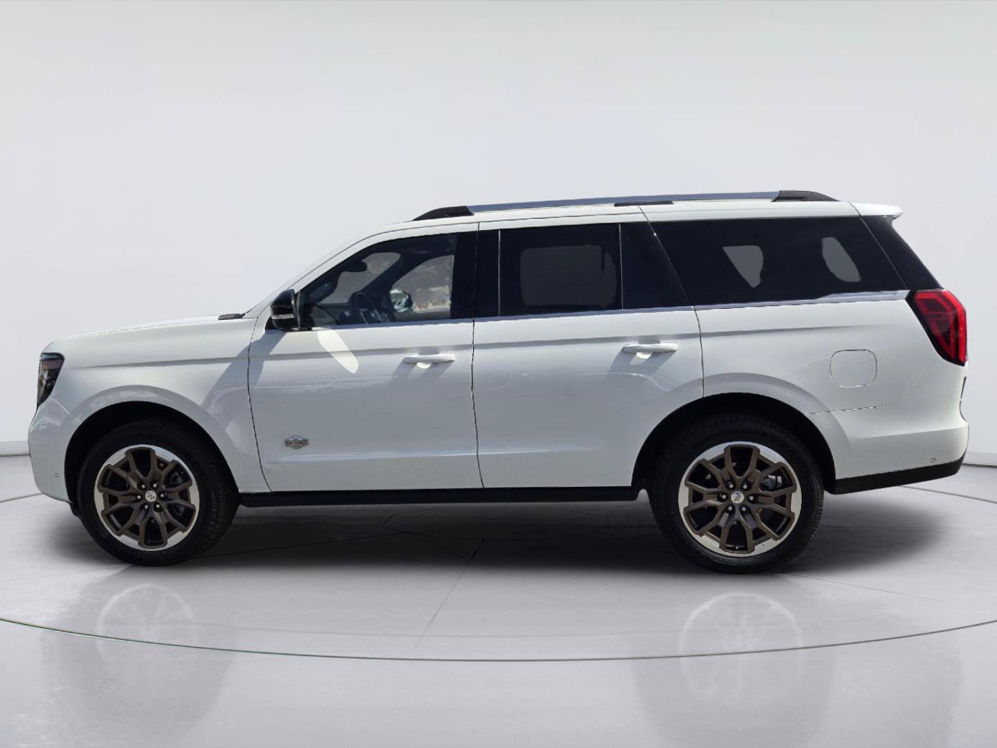 Certified 2025 Ford Expedition King Ranch AWD/4WD image 5